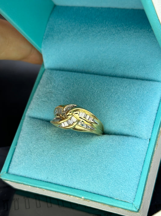 Anillo nudo baguettes