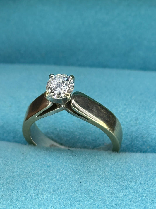 Anillo diamante central .44 cts