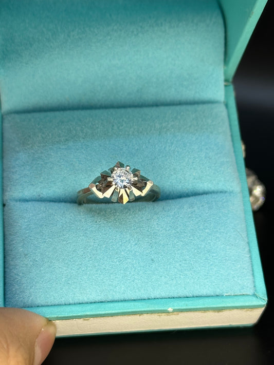 Anillo diseño flor