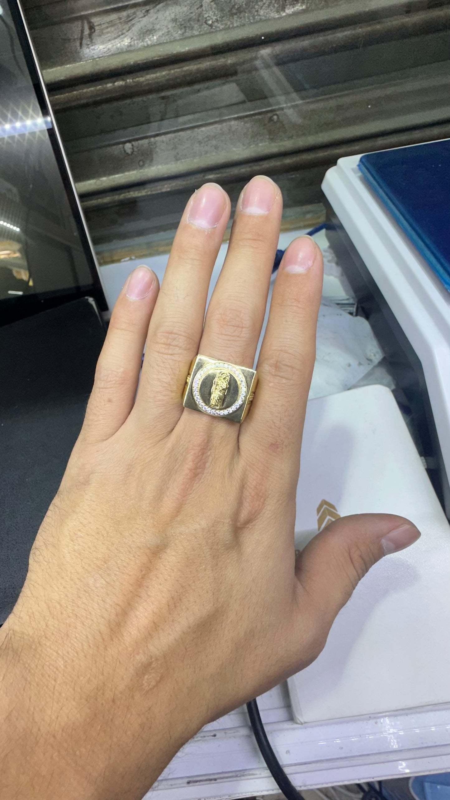 Anillo caballero 8.3 gr 10kts