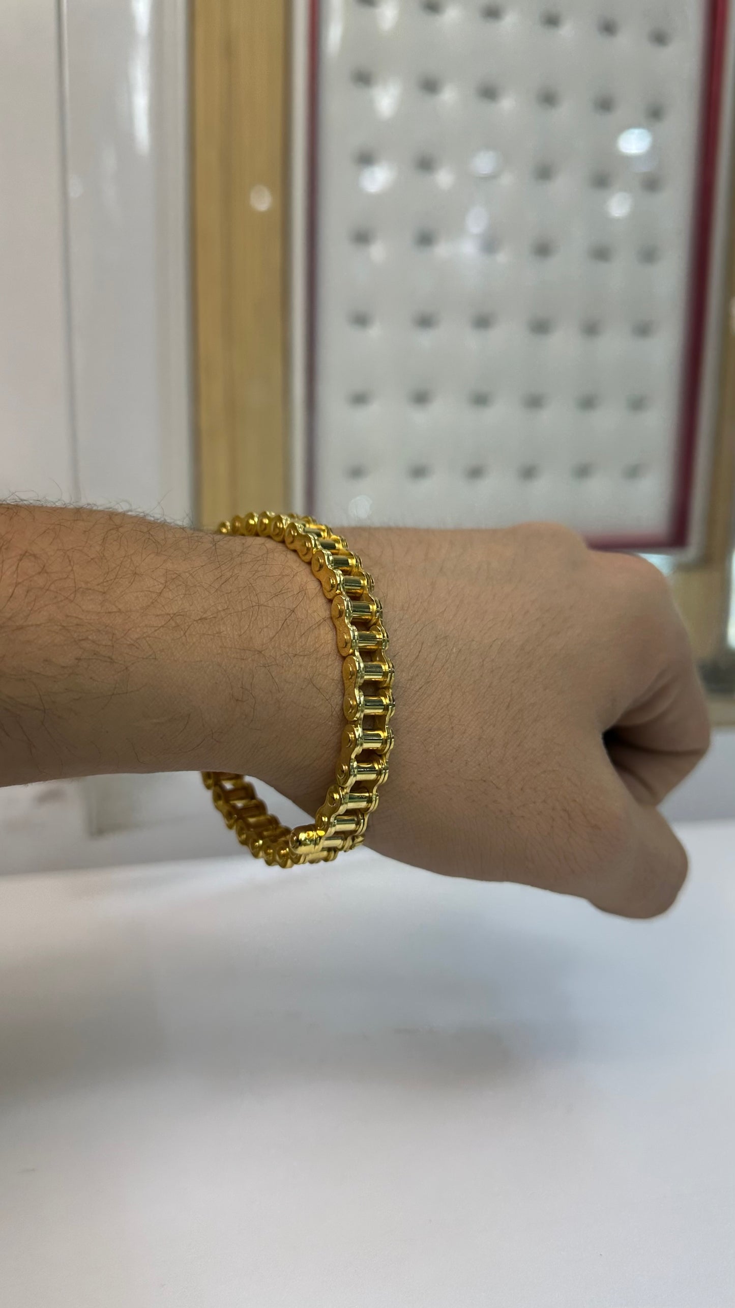 Pulsera de moto bicicleta oro 14kts 50.3 gramos