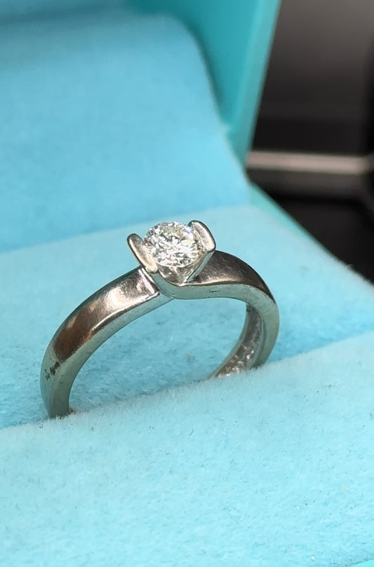 Anillo solitario diamante natural