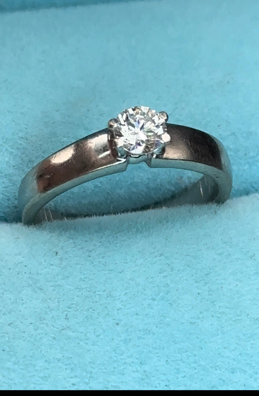 Anillo solitario .34 cts