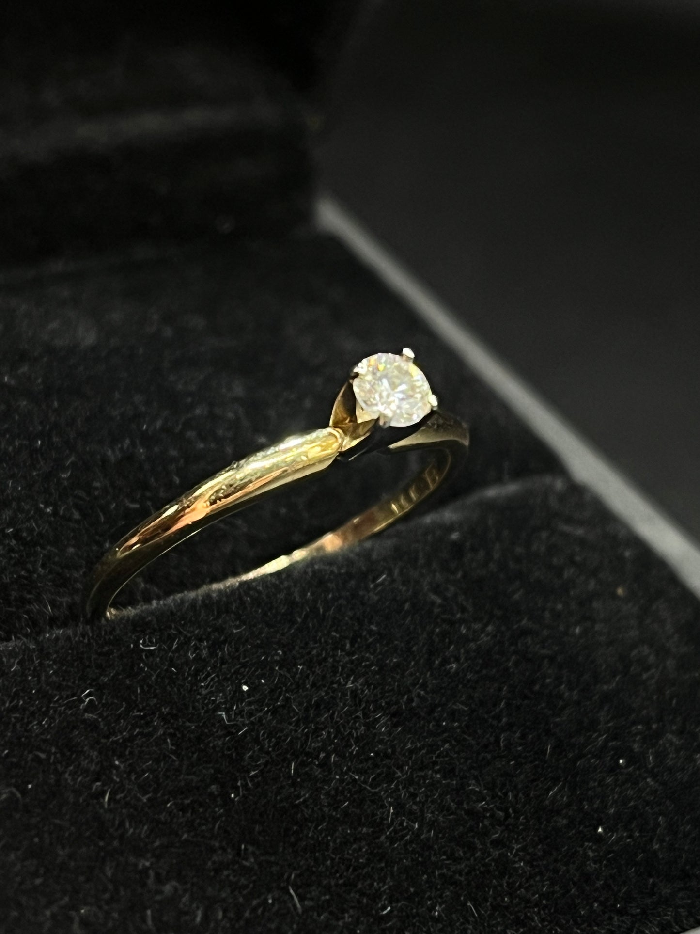 Anillo solitario oro 14kts