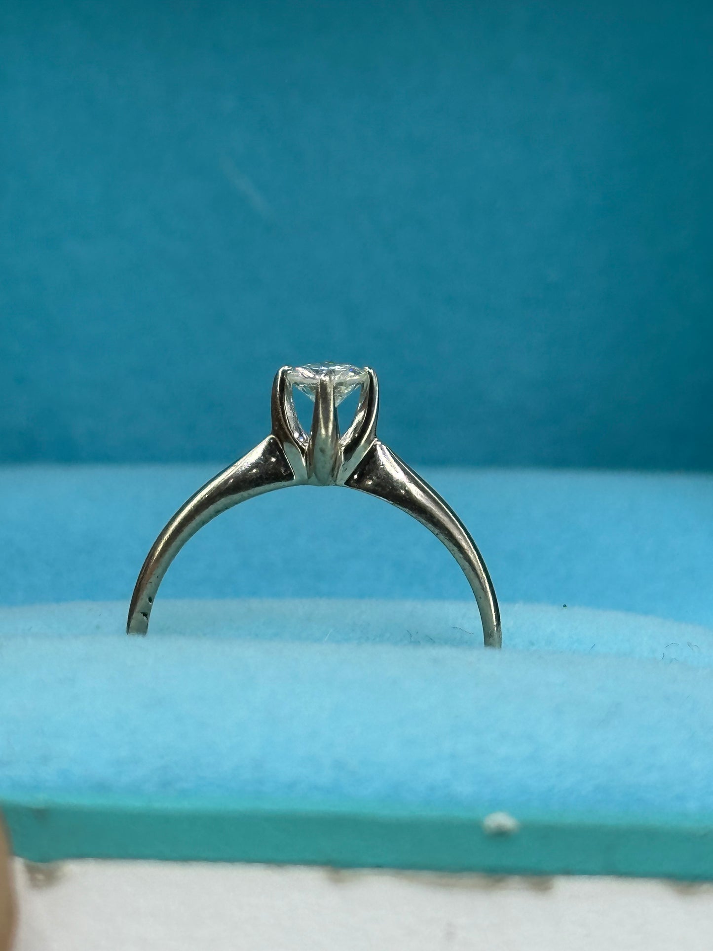 Anillo solitario .20 Vs1