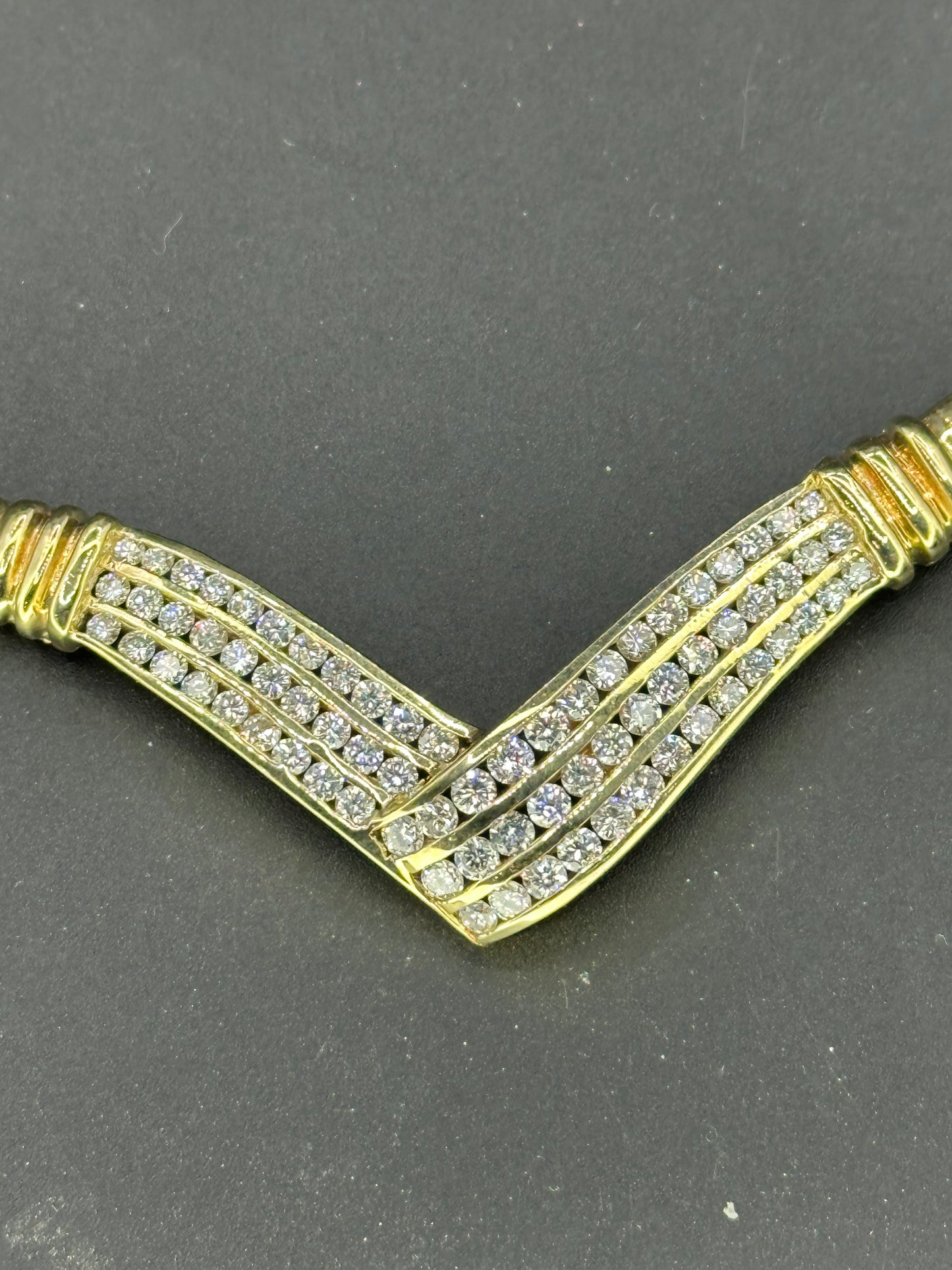 Gargantilla v diamantes