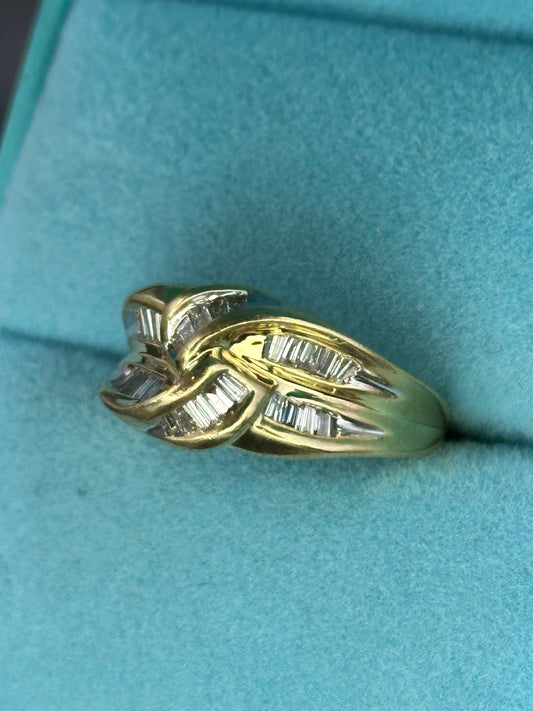 Anillo nudo baguettes