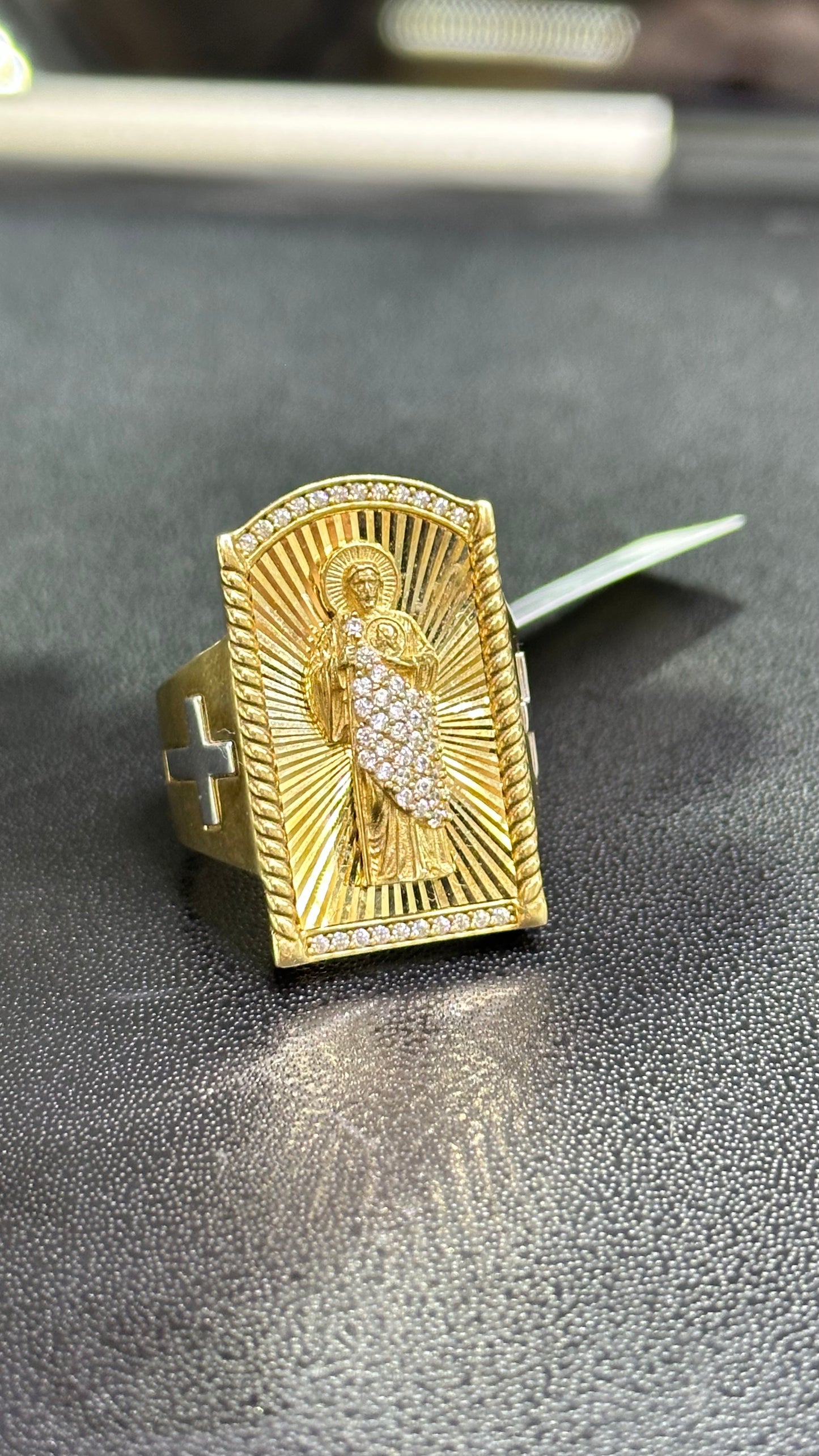 Anillo caballero 7.9 g oro 10kts