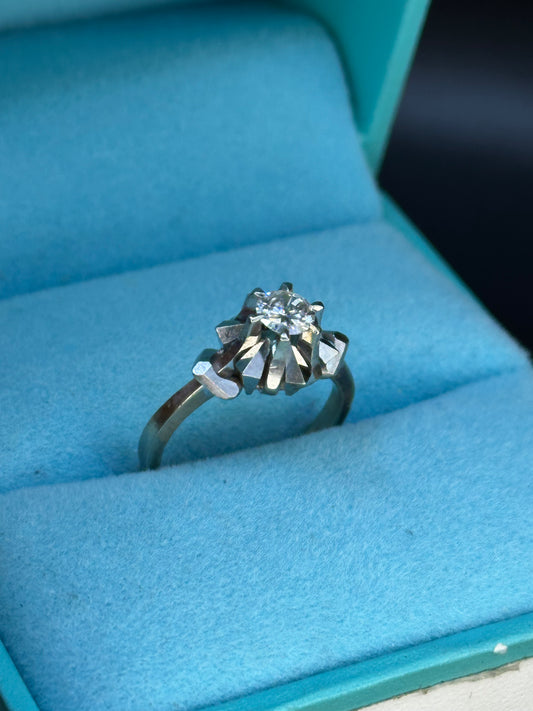 Anillo diseño flor
