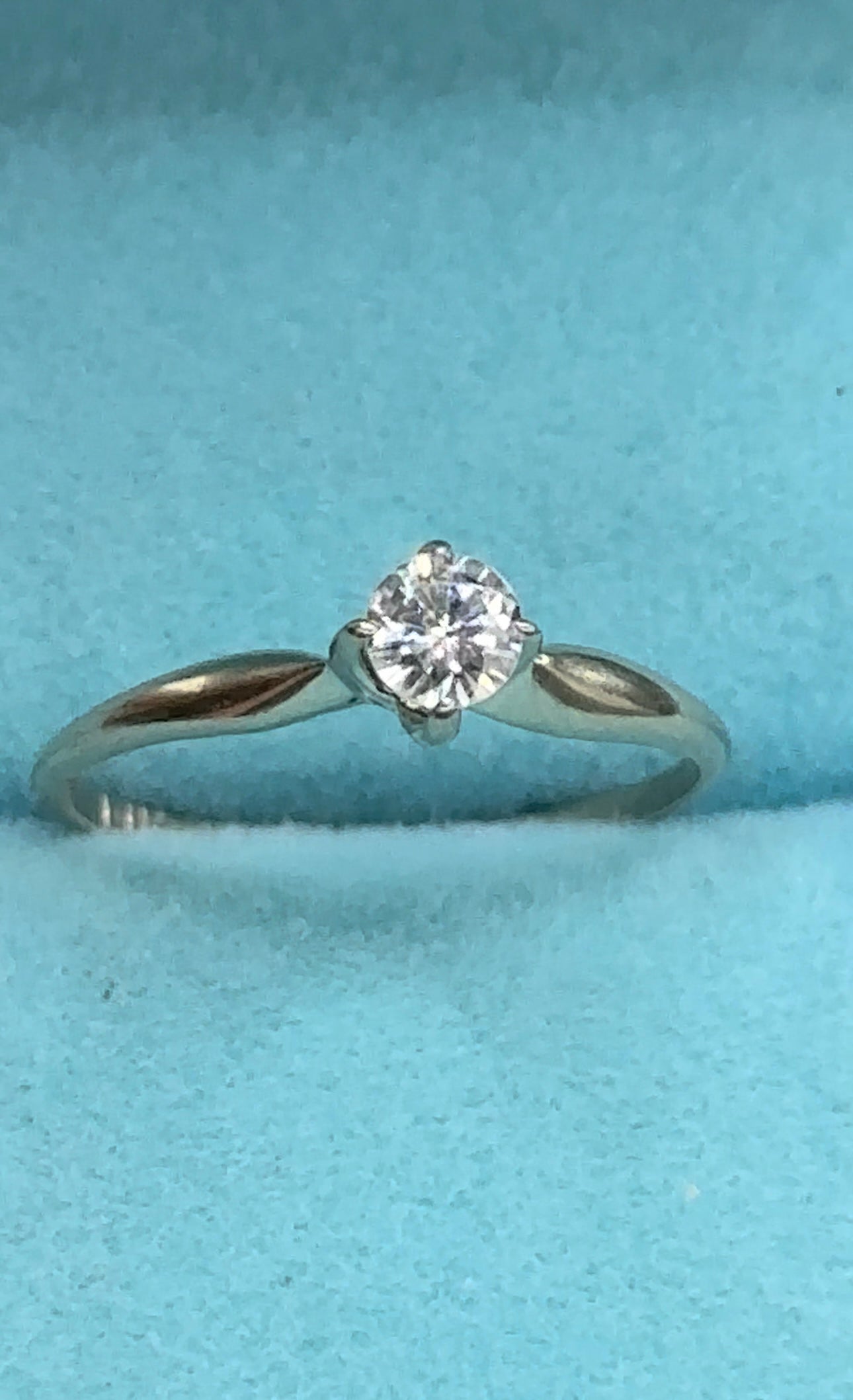 Anillo solitario .20 Vs1