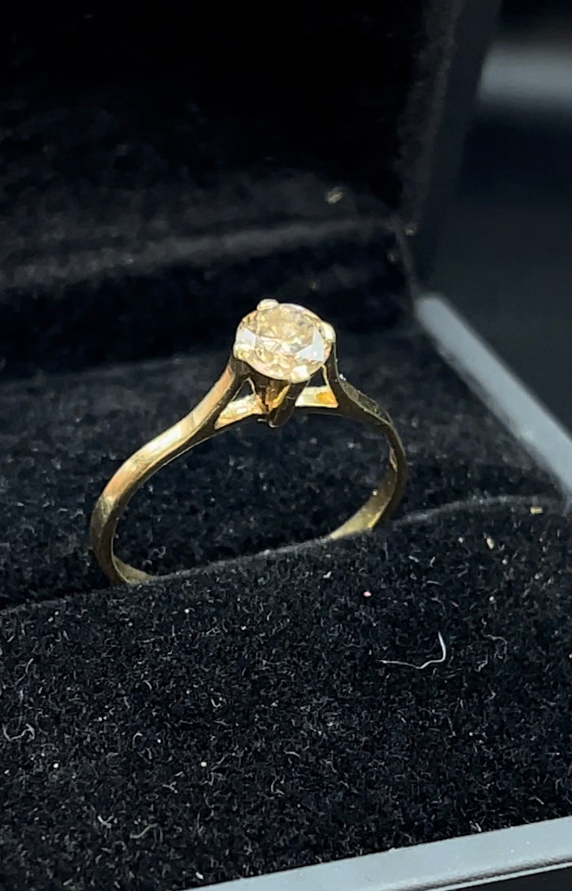 Anillo solitario .46 cts
