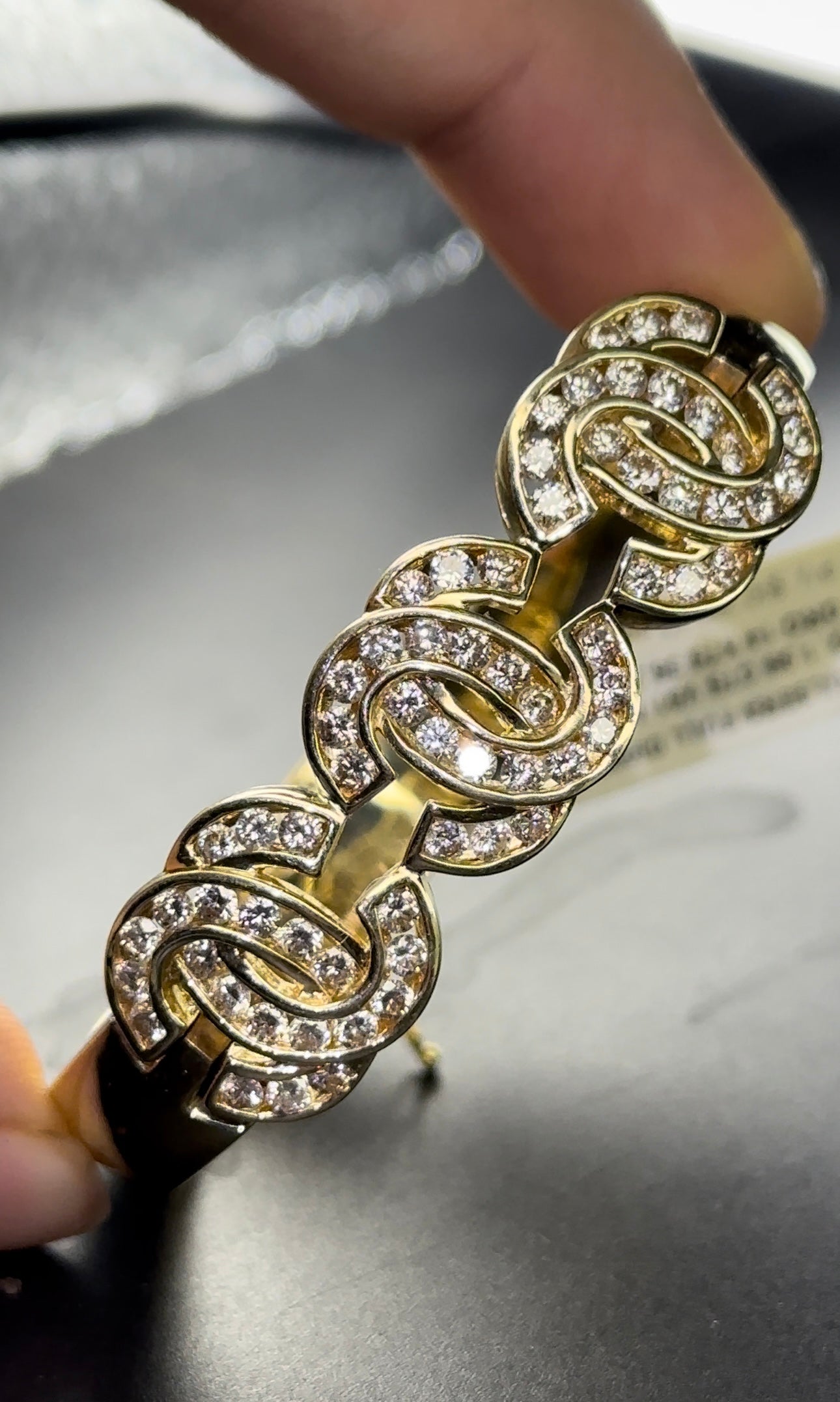 Brazalete channel diamantes