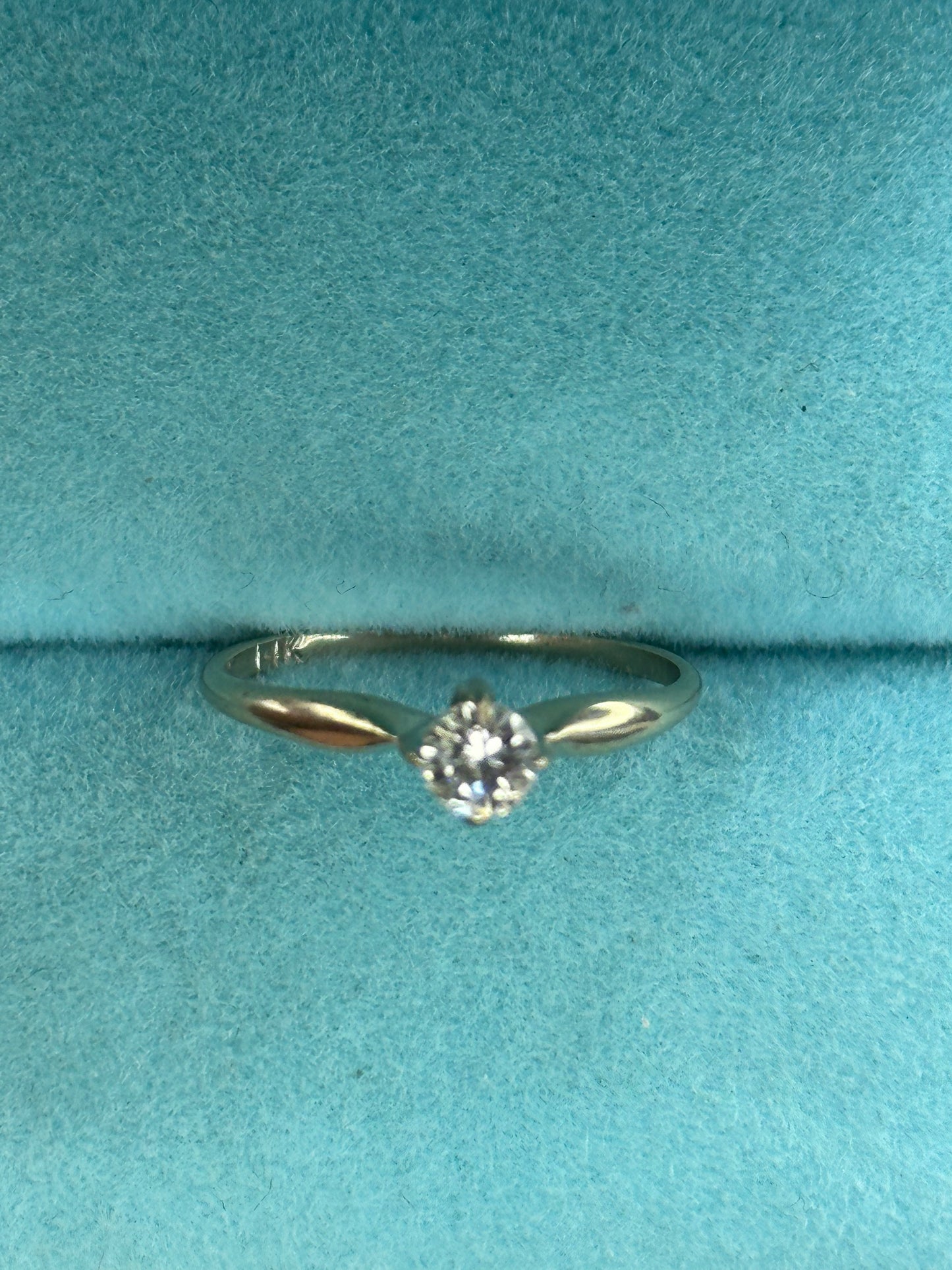 Anillo solitario .20 Vs1