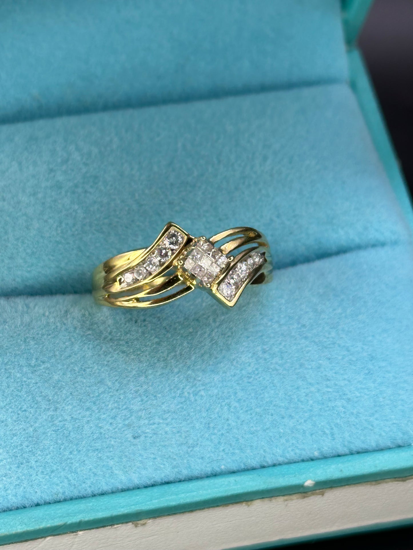 Anillo diseño especial princess