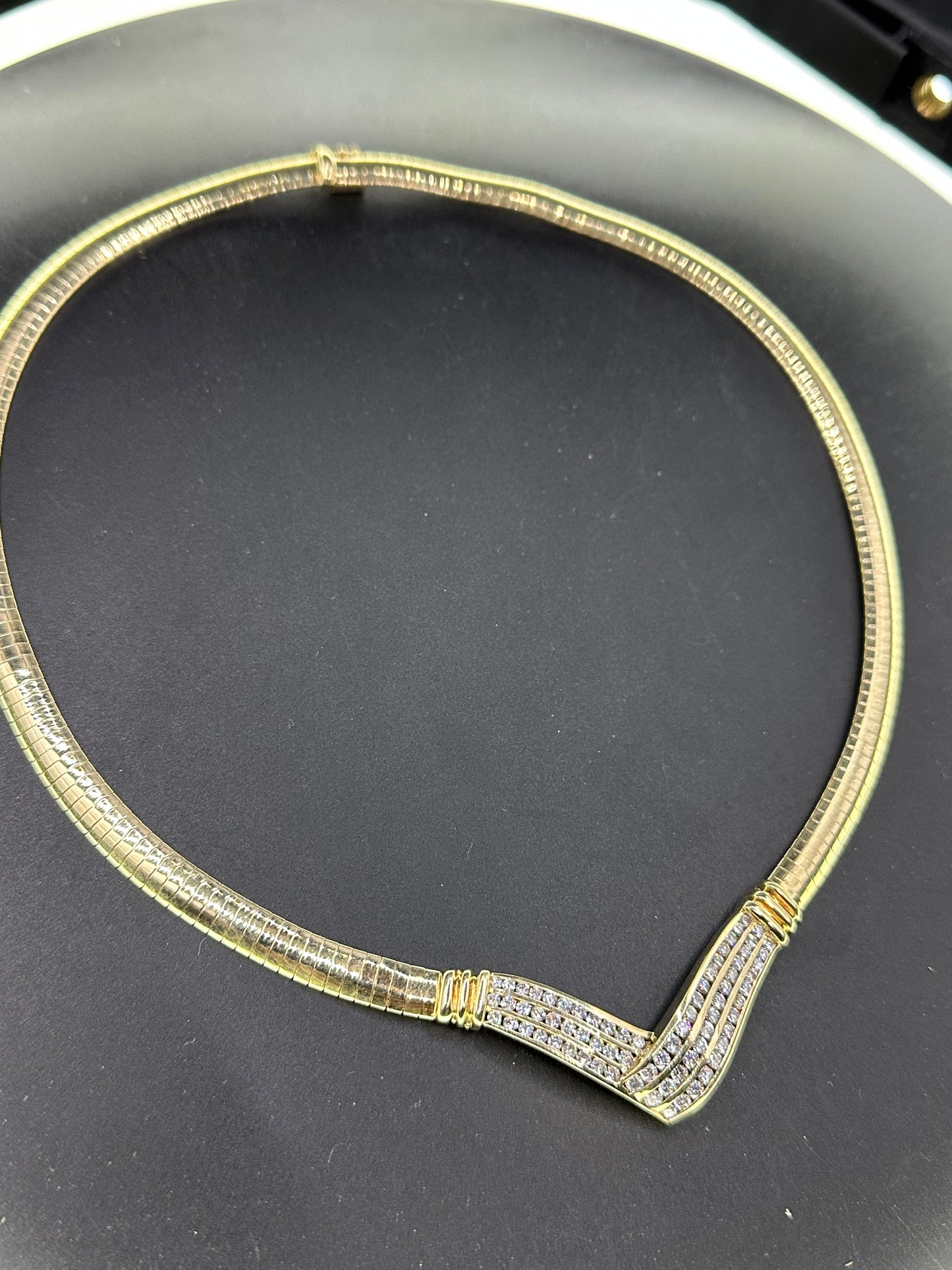 Gargantilla v diamantes