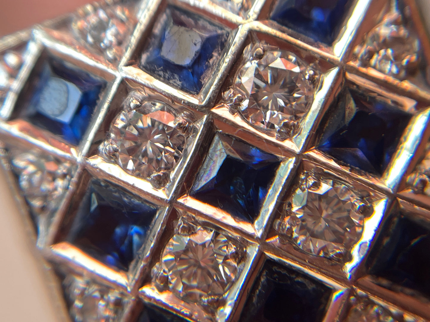 Anillo caballero diamantes y zafiros