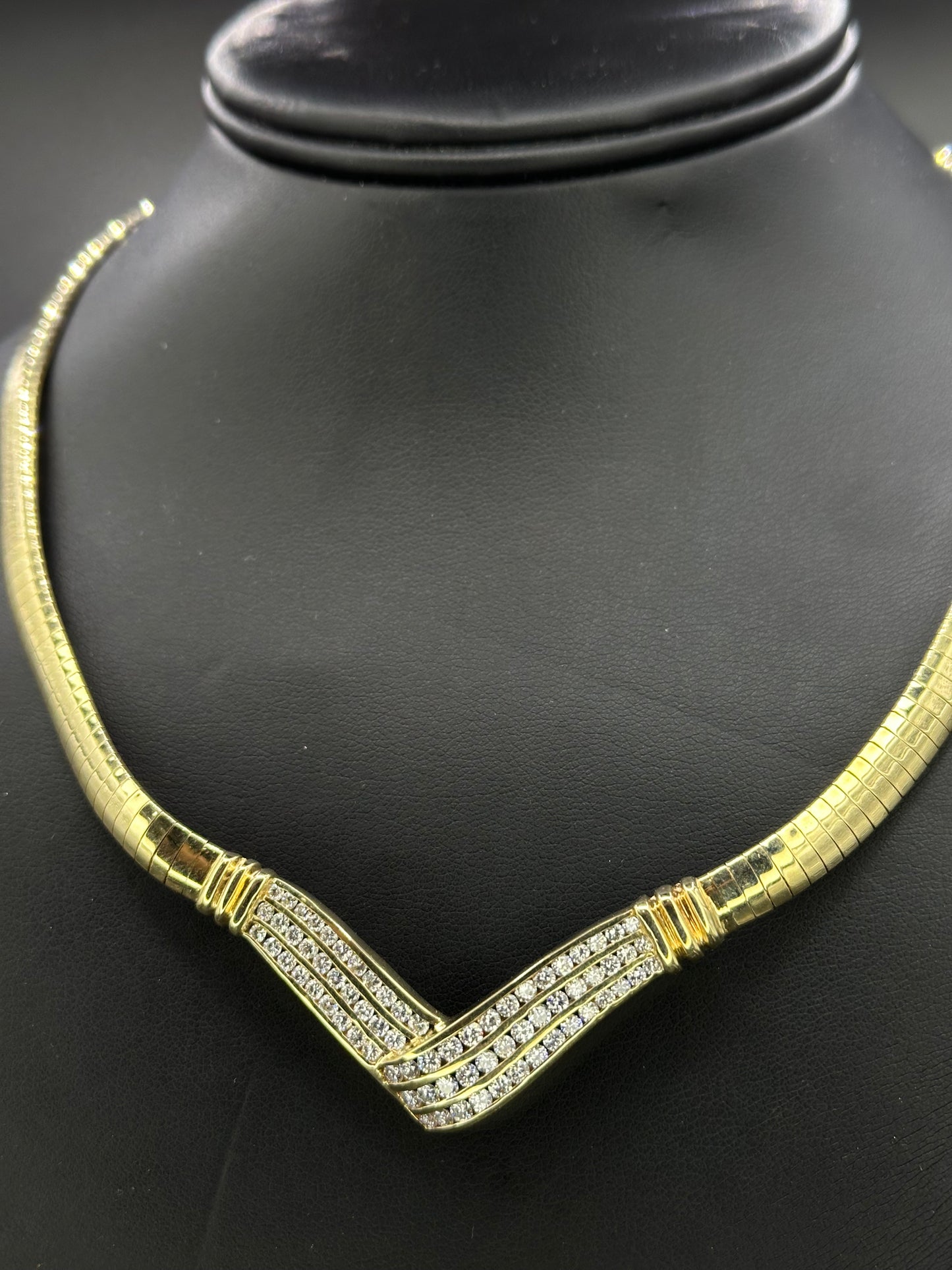 Gargantilla v diamantes