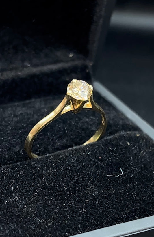 Anillo solitario .46 cts
