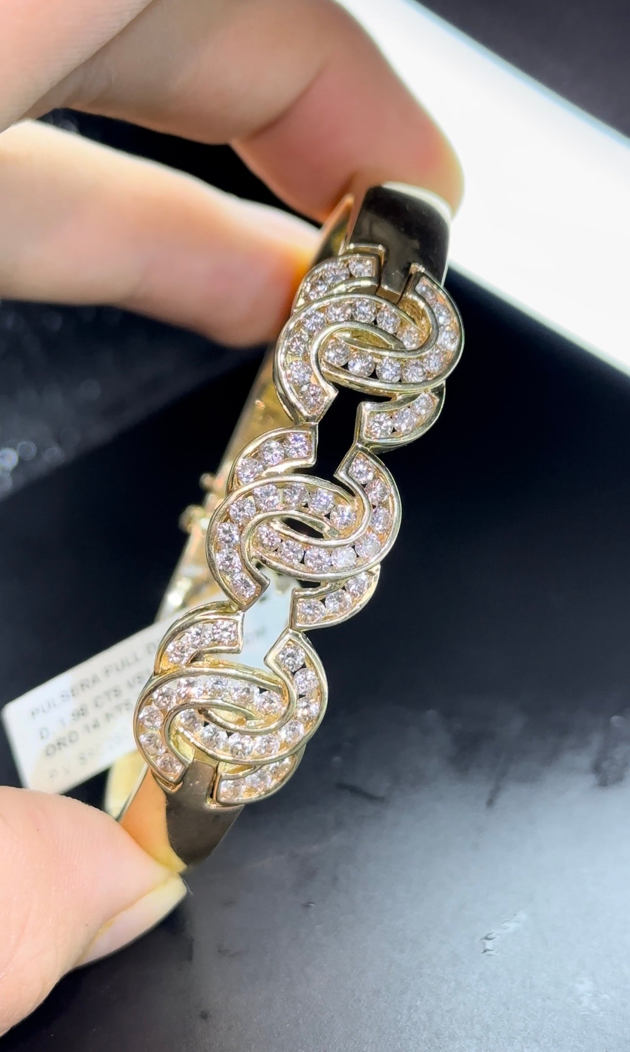 Brazalete channel diamantes