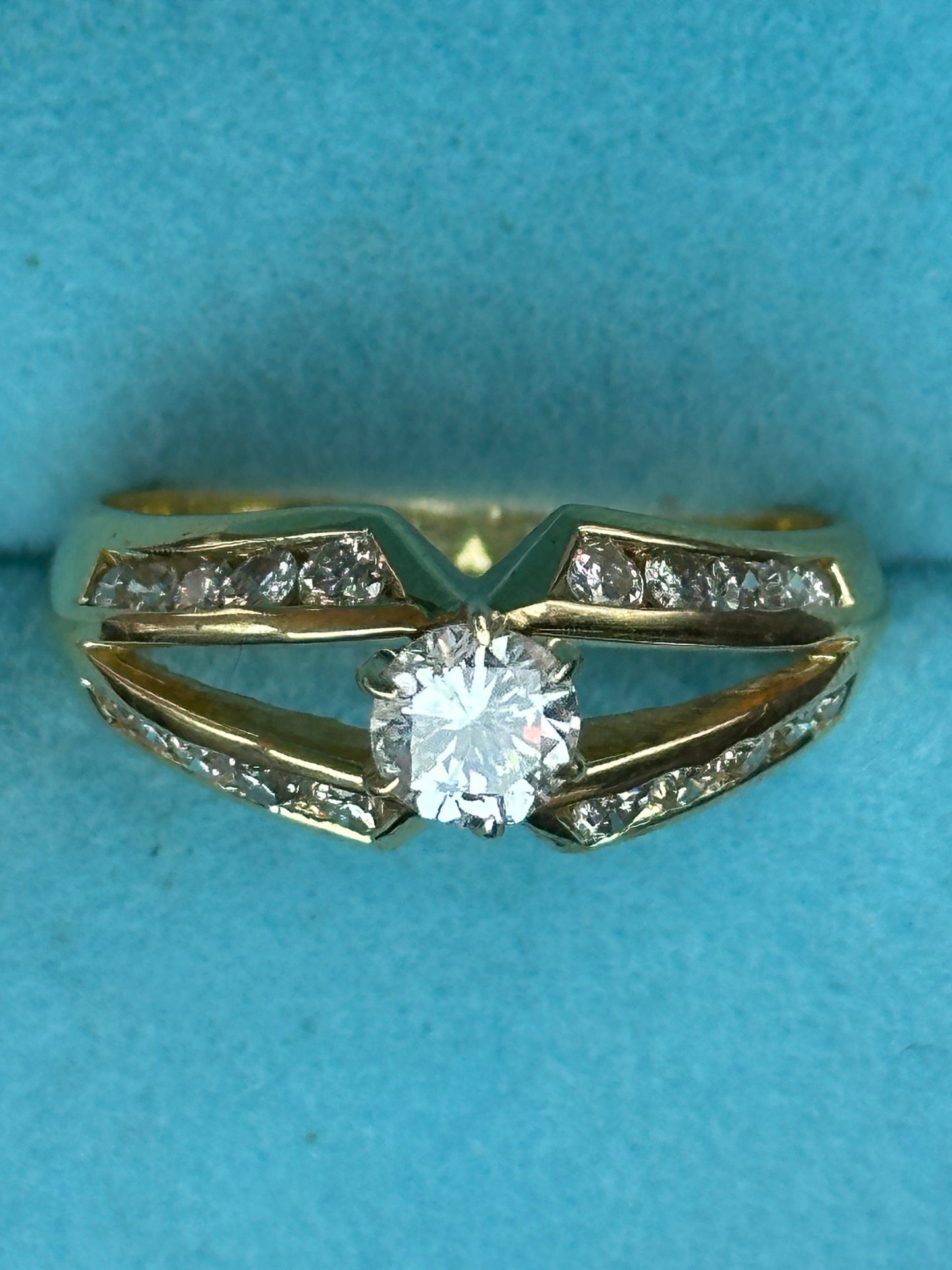 Anillo diamante grande natural