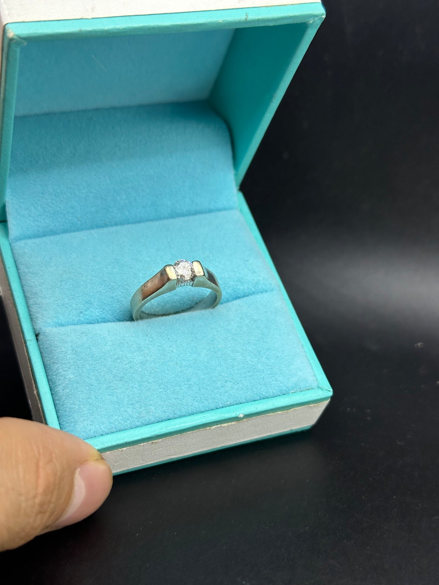 Anillo solitario .32 cts