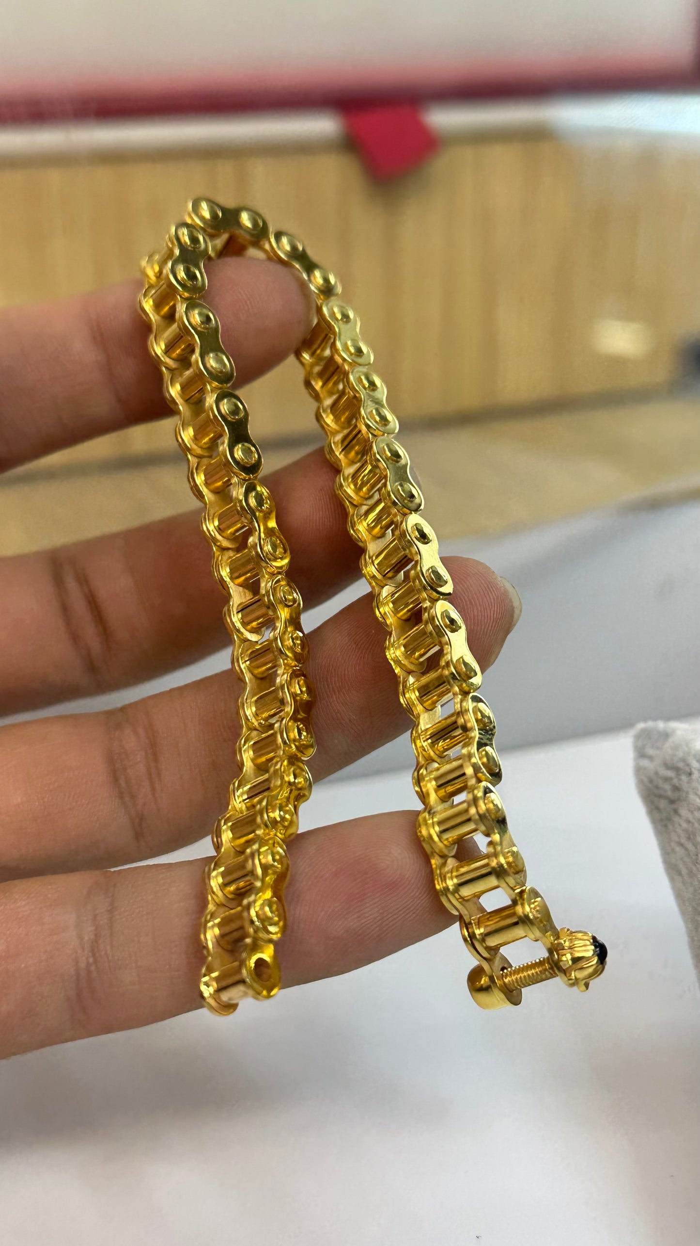 Pulsera de moto bicicleta oro 14kts 50.3 gramos