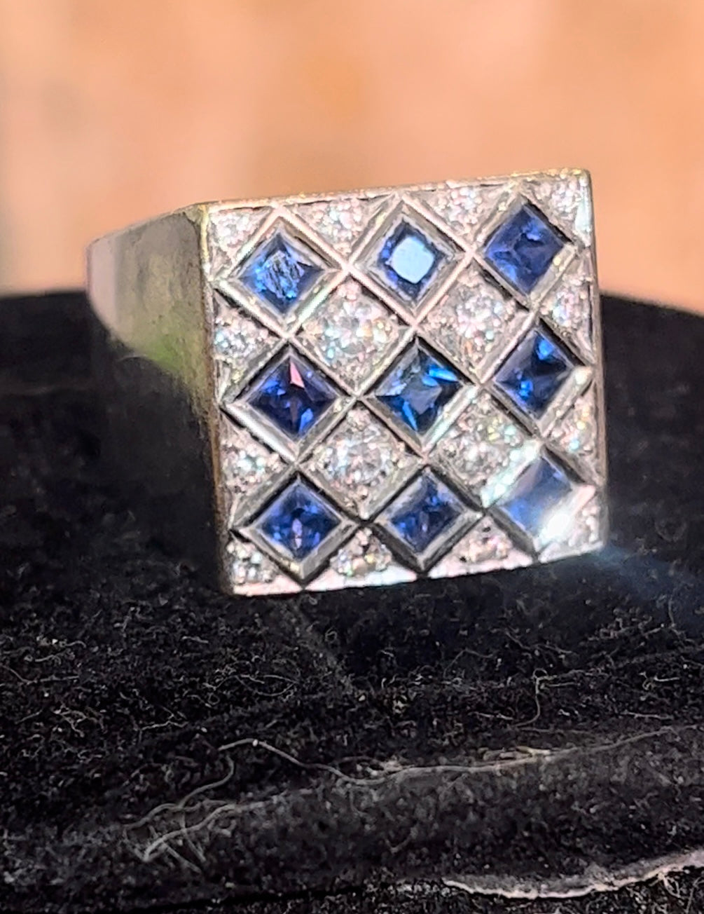 Anillo caballero diamantes y zafiros