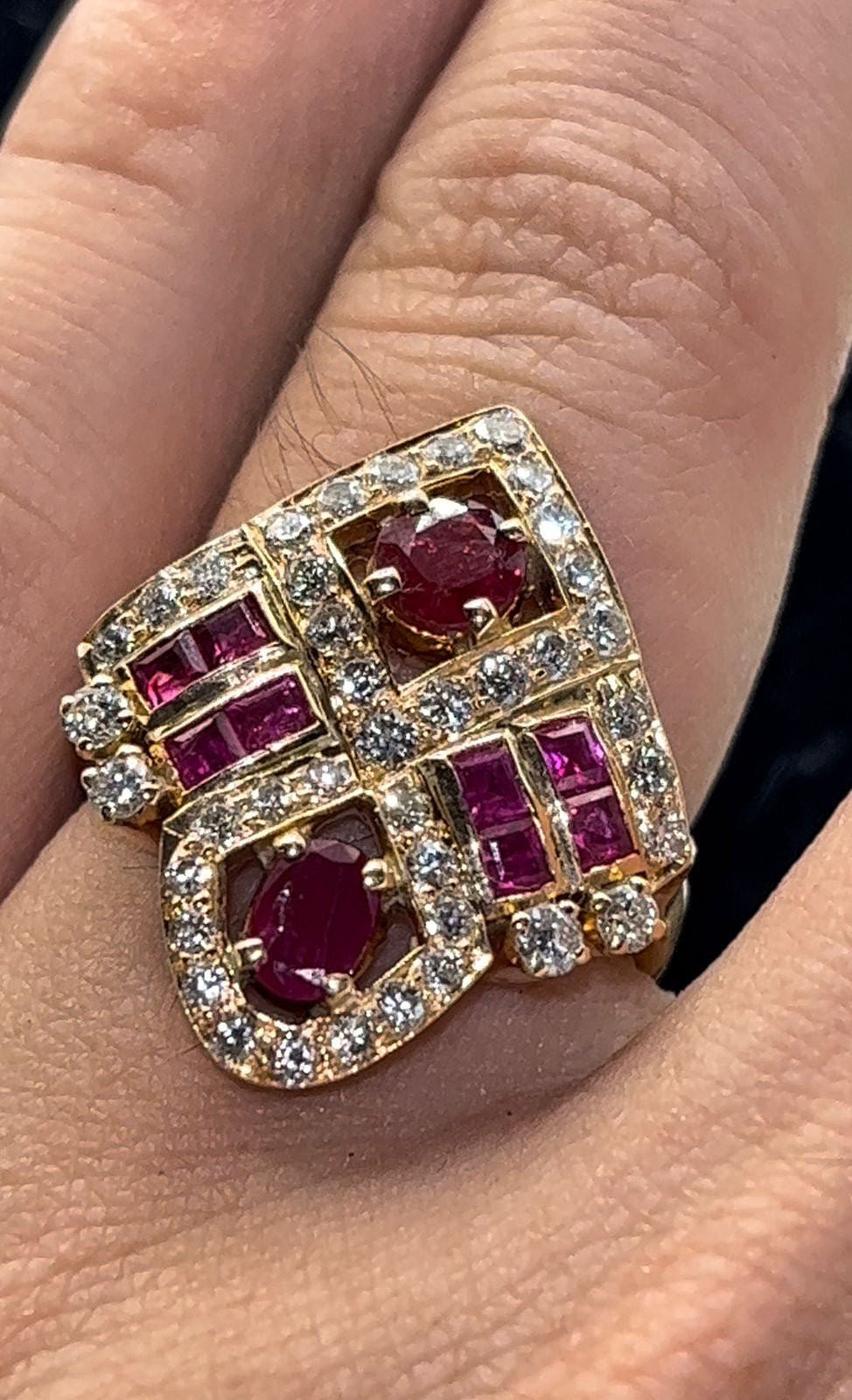 Anillo dama rubíes y diamantes