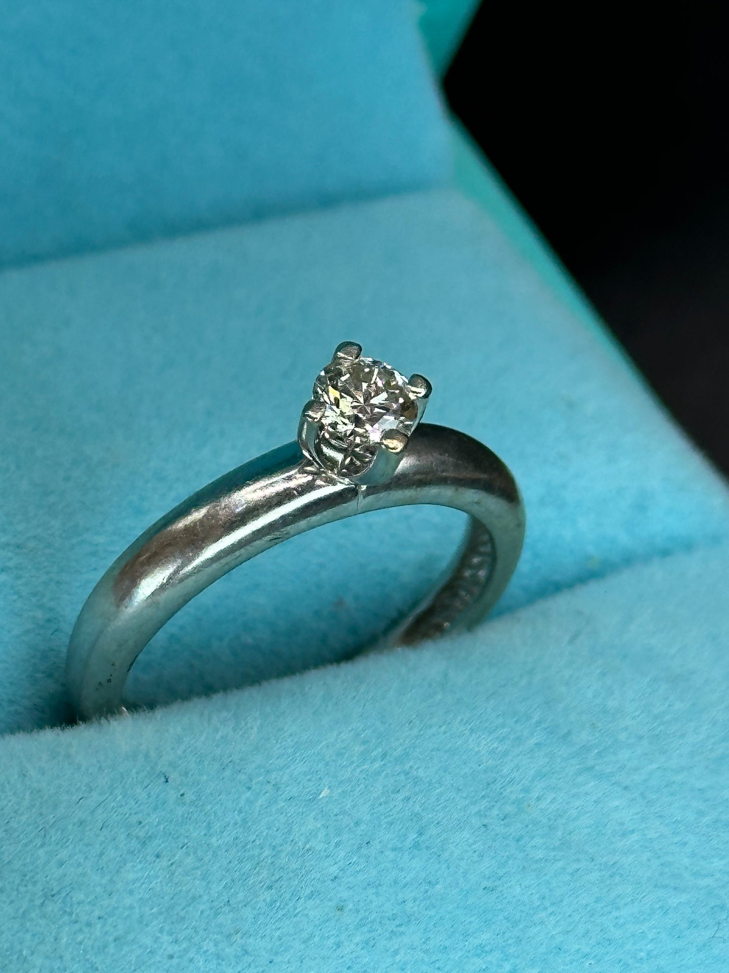 Anillo solitario .26 cts