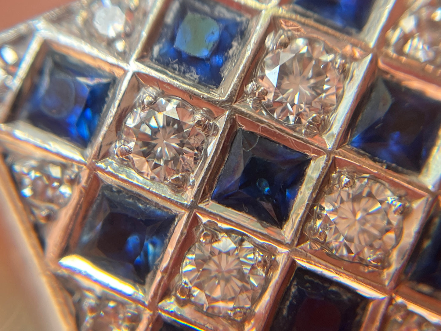 Anillo caballero diamantes y zafiros