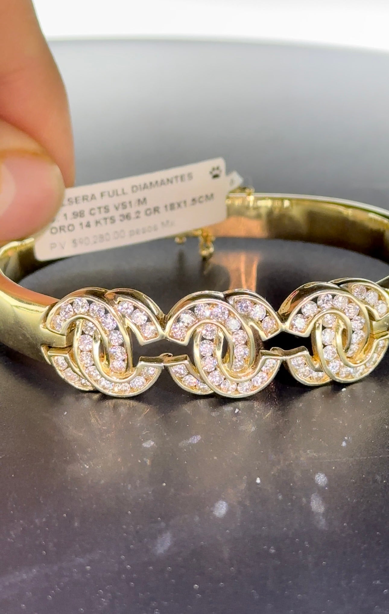 Brazalete channel diamantes