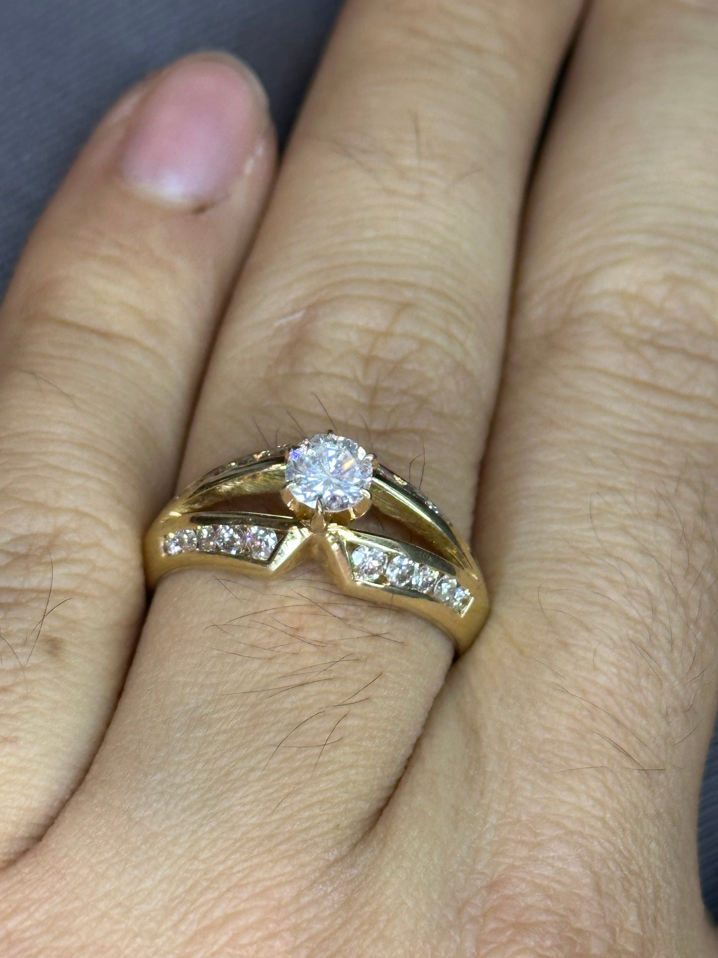 Anillo diamante grande natural
