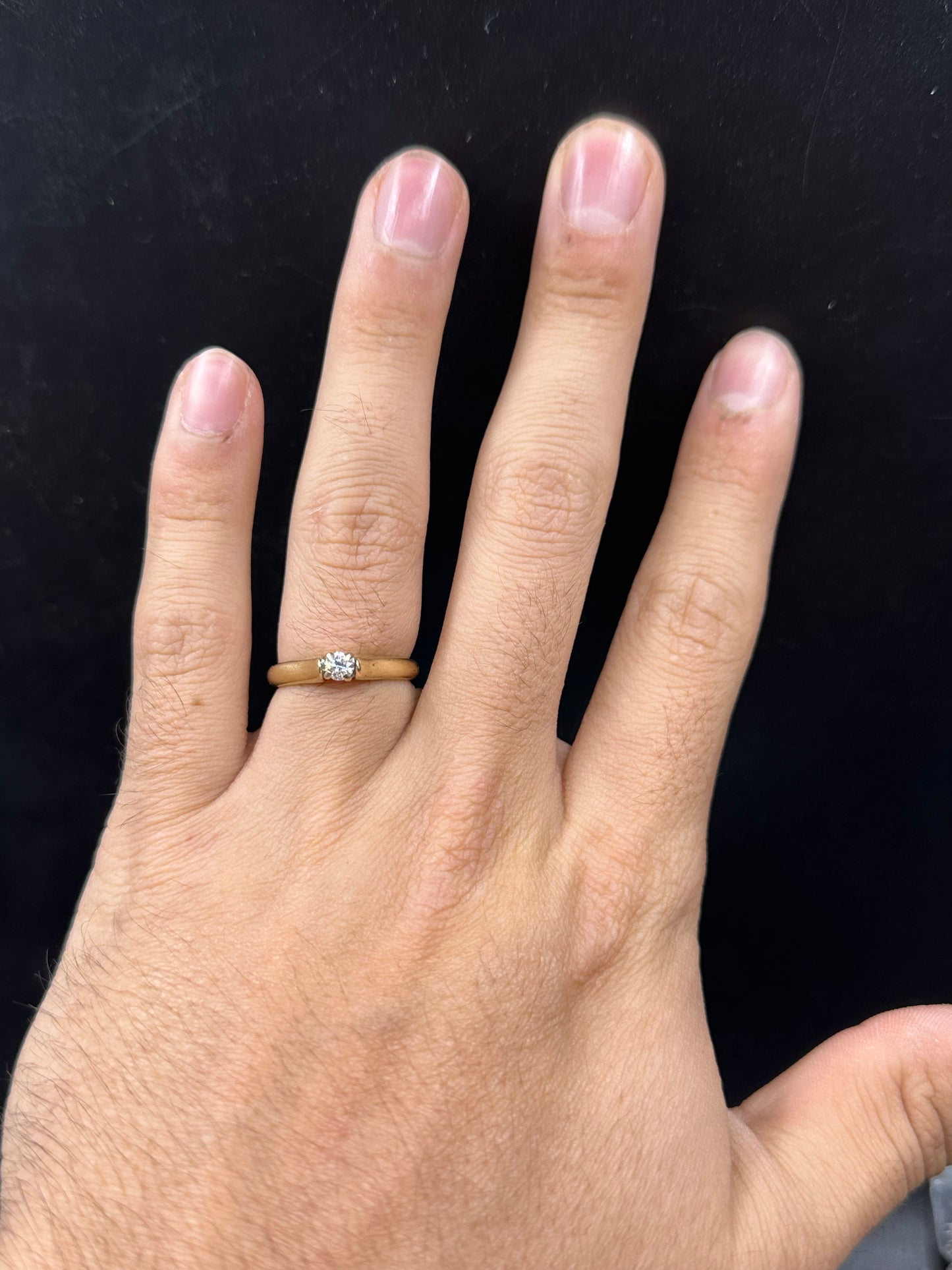 Anillo solitario diamante central