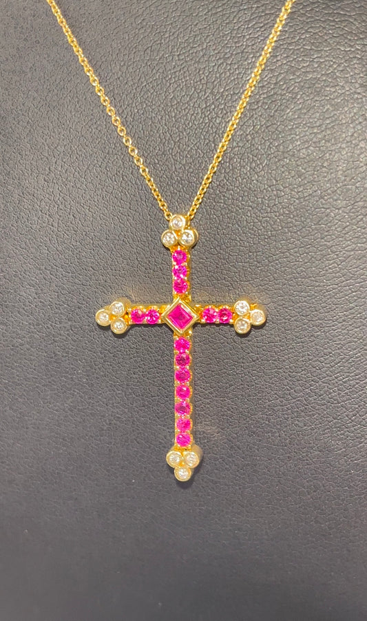 Cruz rubíes con Cadena