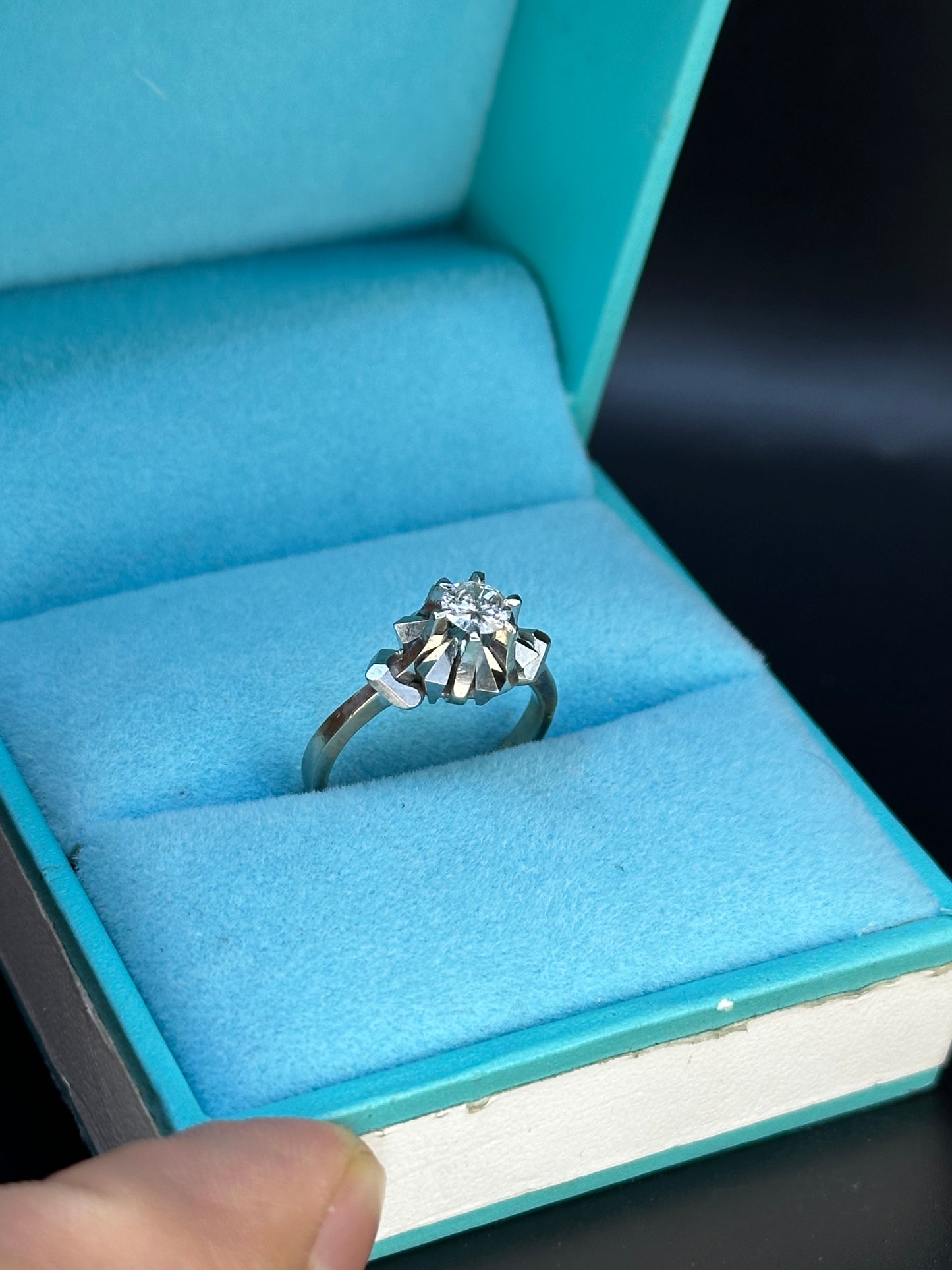 Anillo diseño flor