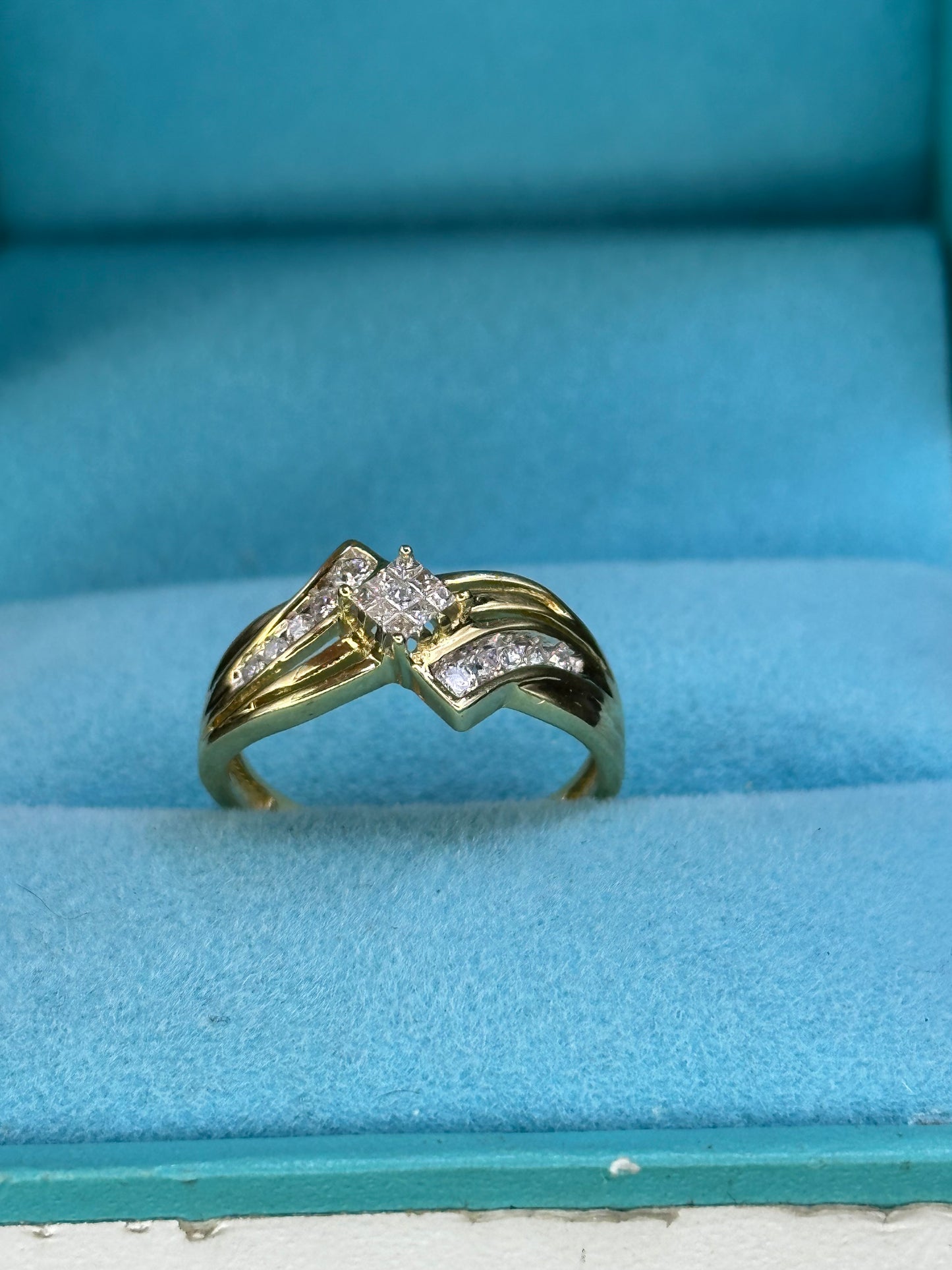 Anillo diseño especial princess
