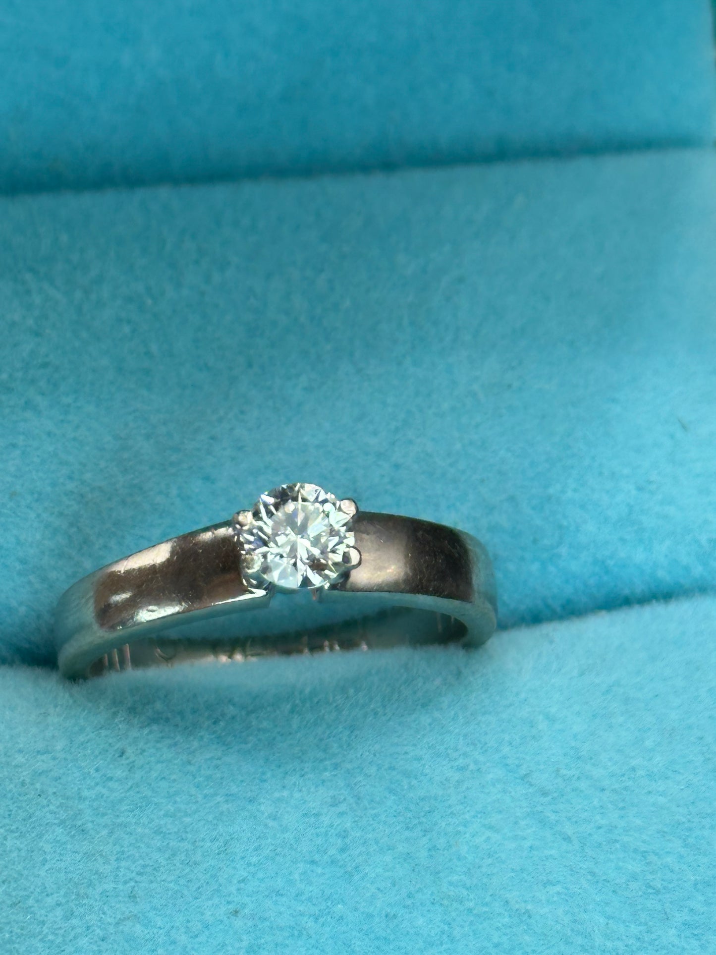 Anillo solitario .34 cts