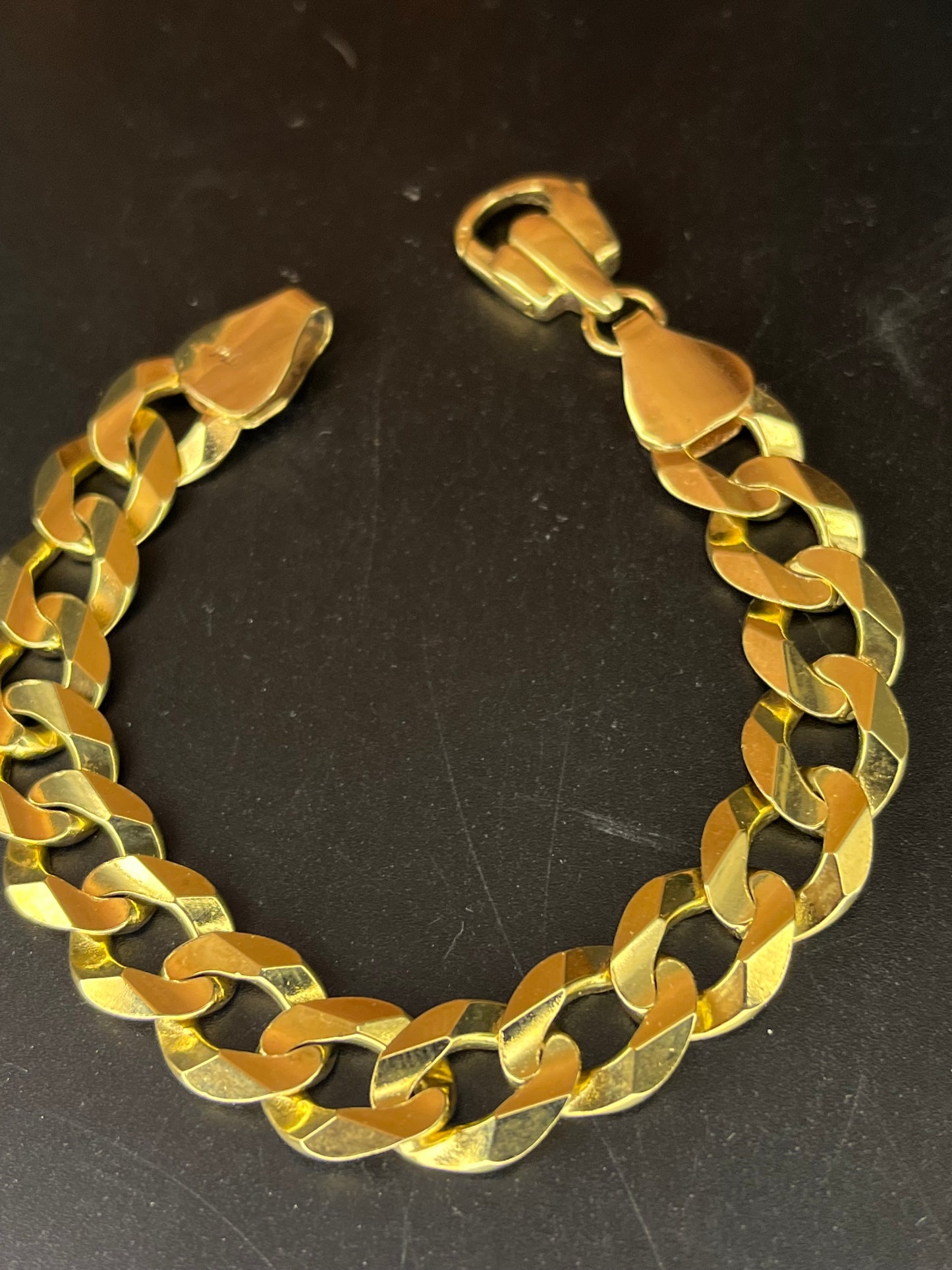 Pulsera cubana 19.2 gr oro 14kts