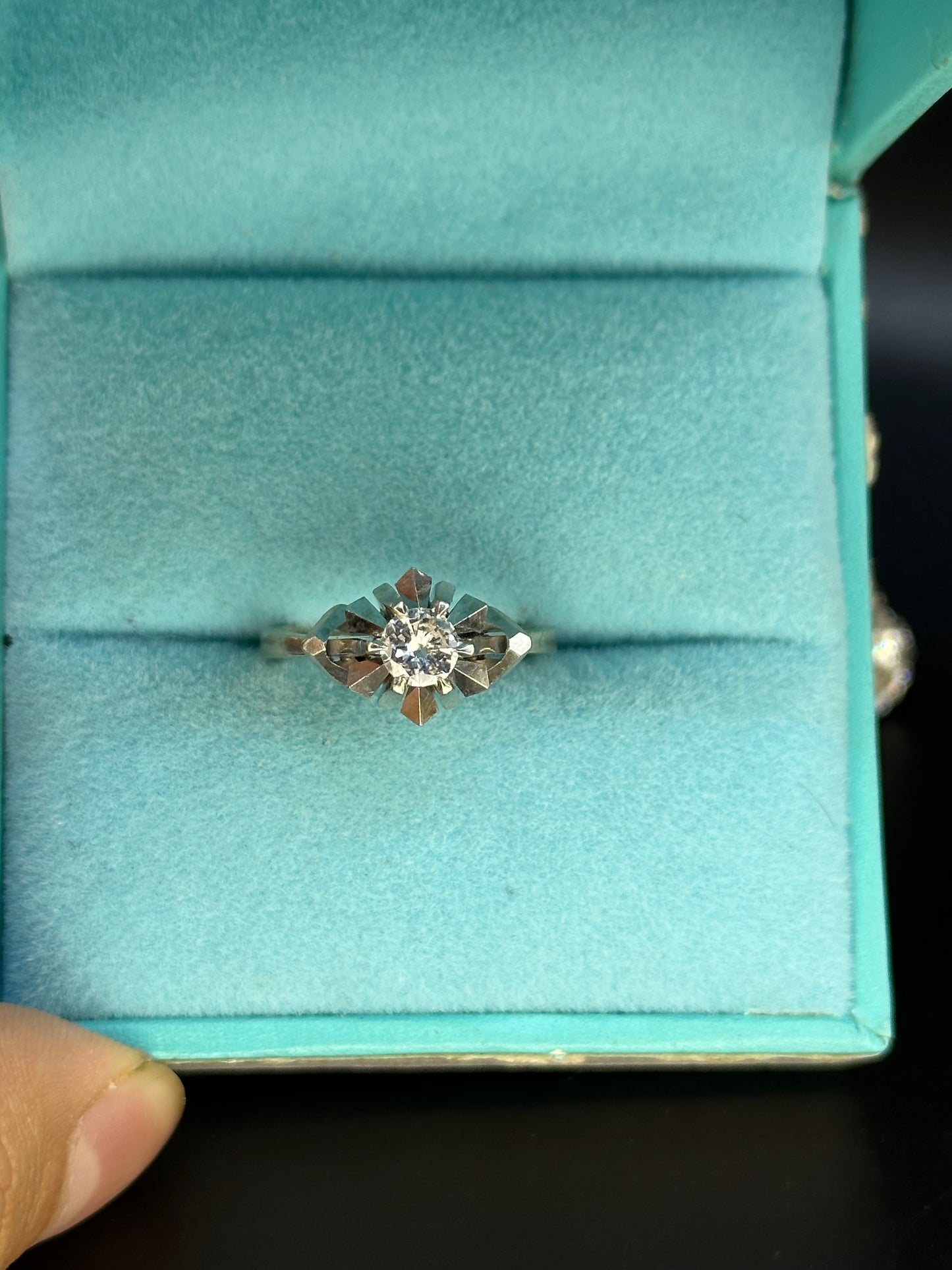 Anillo diseño flor
