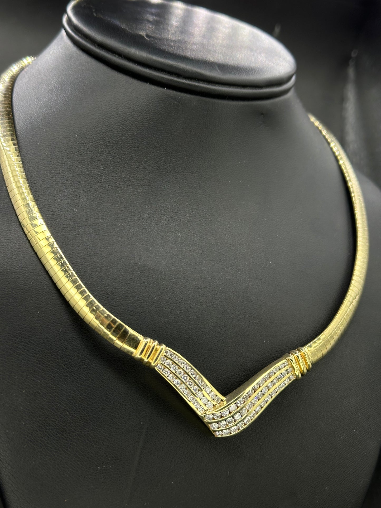 Gargantilla v diamantes