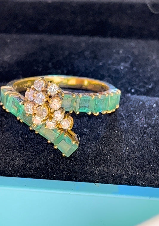 anillo dama esmeraldas