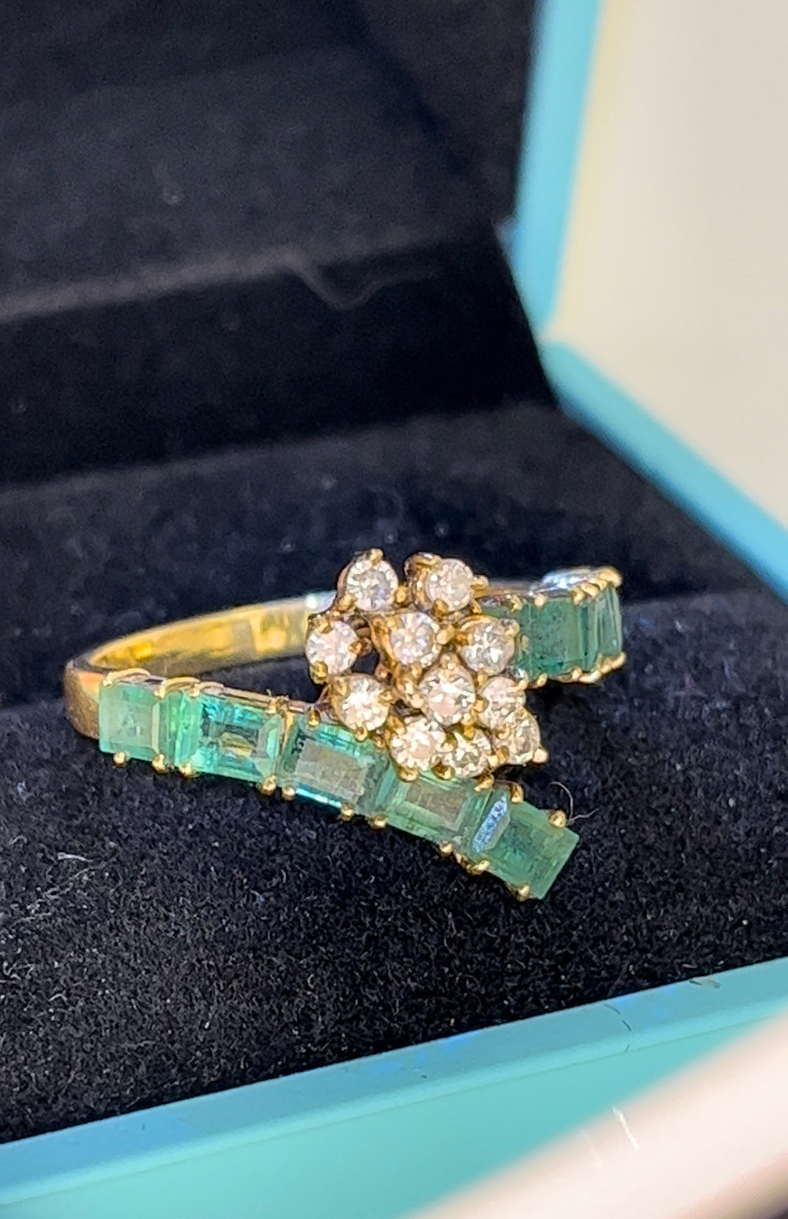 anillo dama esmeraldas