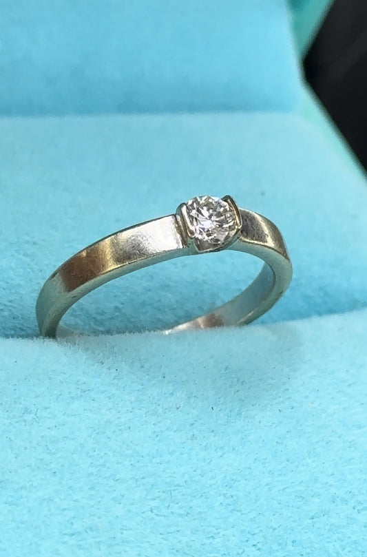 Anillo solitario .20 cts
