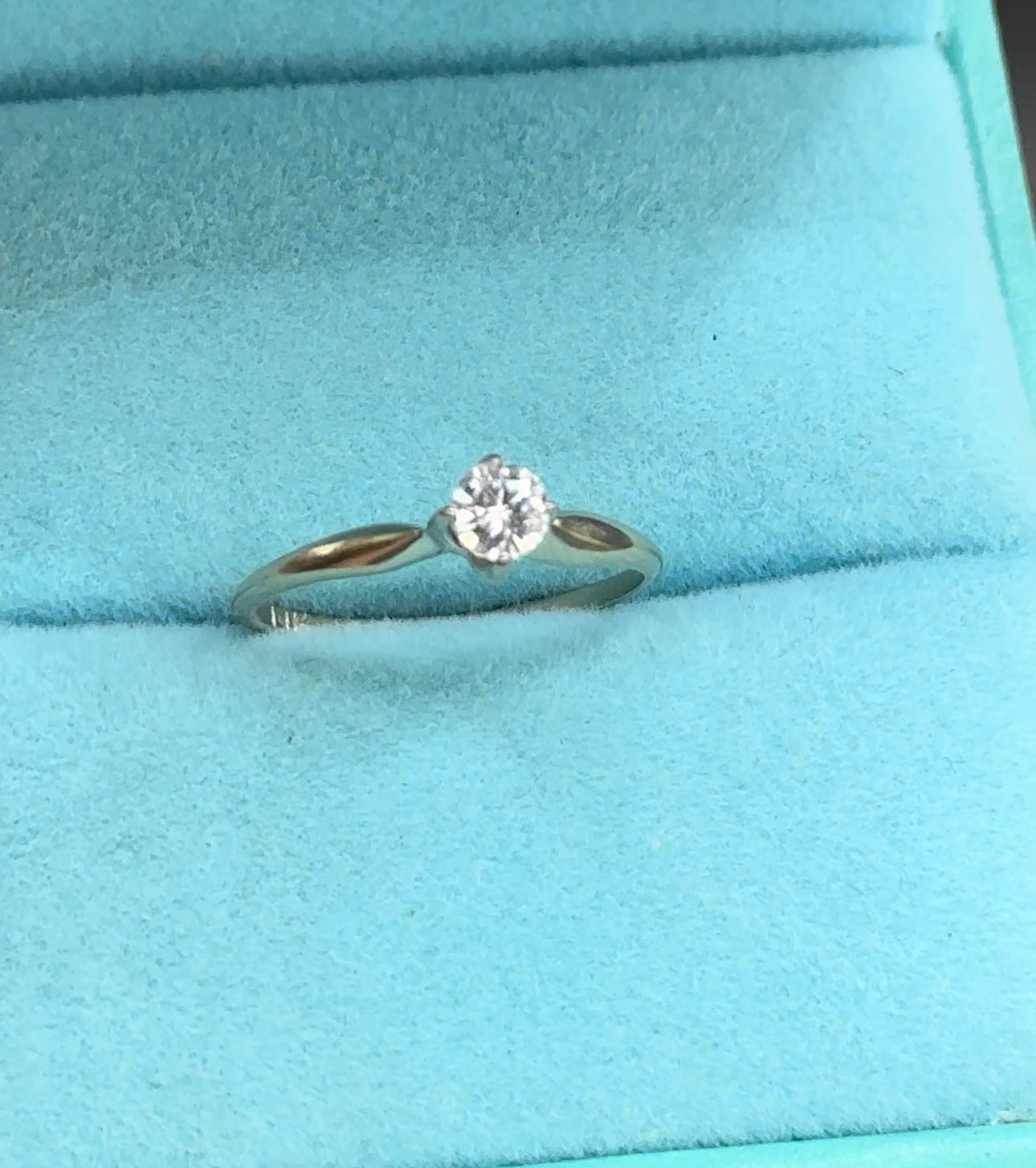 Anillo solitario .20 Vs1
