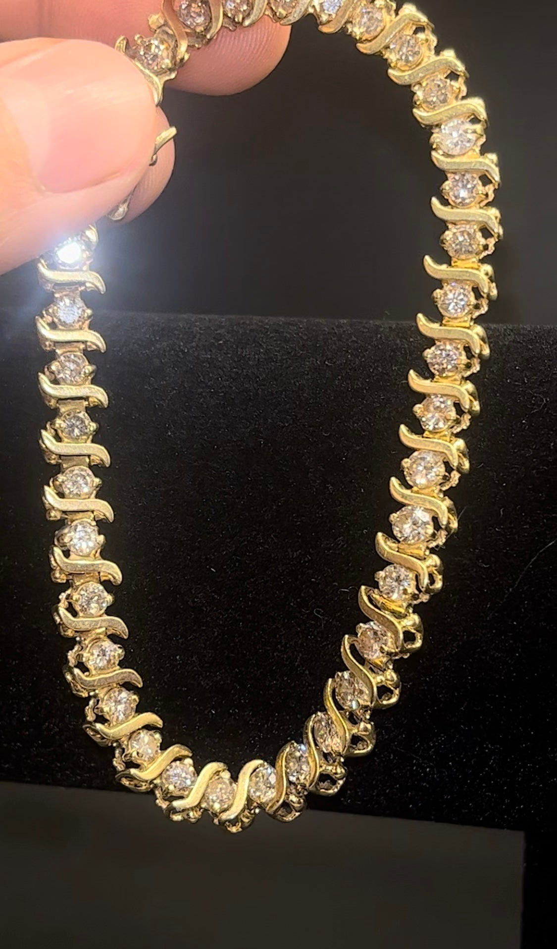 Pulsera riviera diamantes gran tamaño