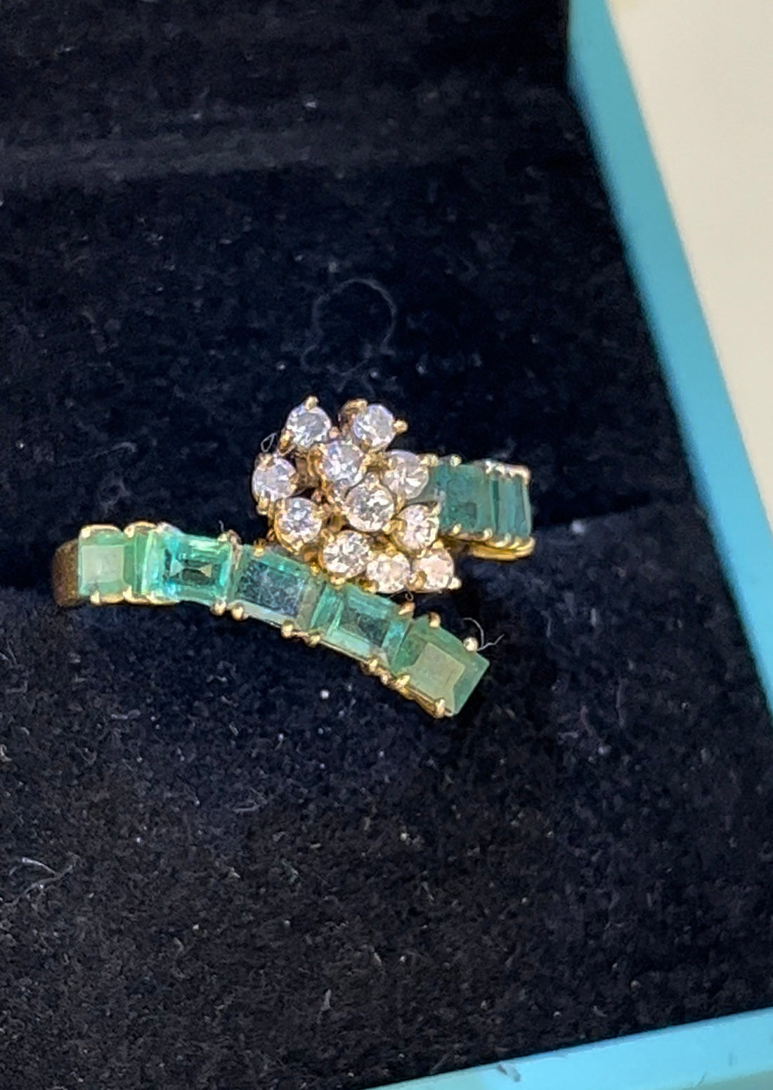 anillo dama esmeraldas