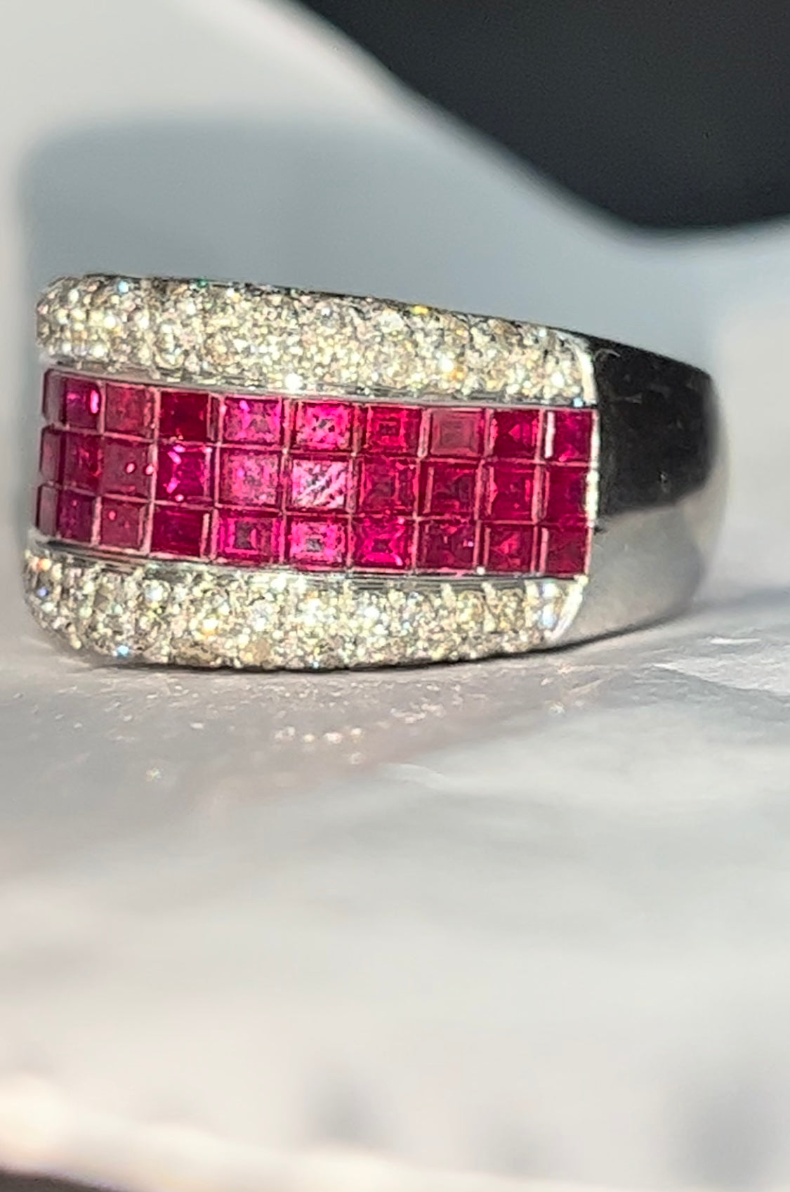 Anillo rubíes