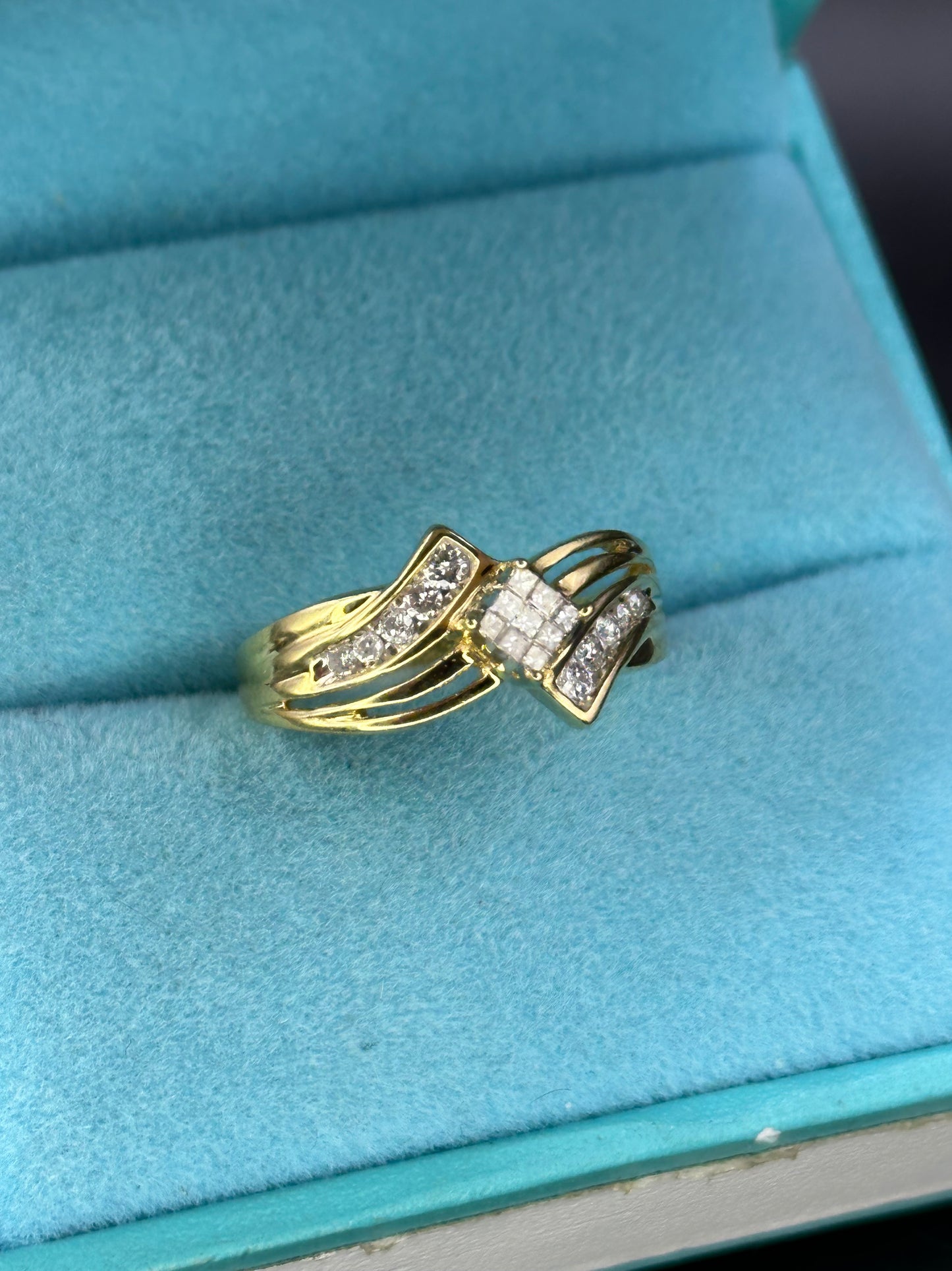 Anillo diseño especial princess
