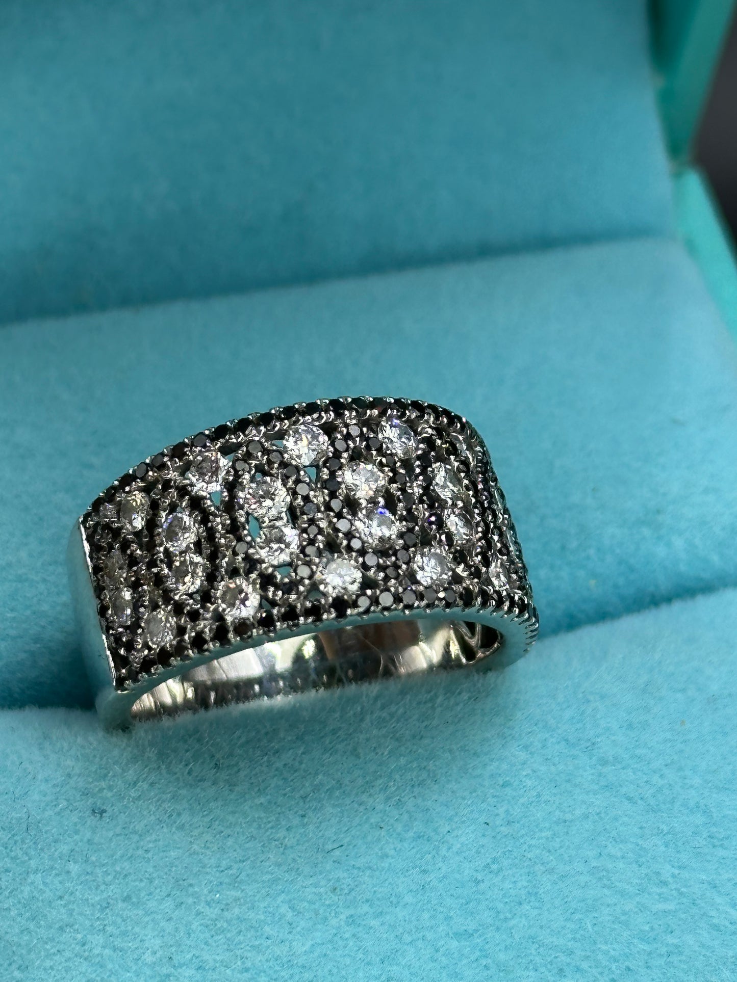 Anillo especial marca S.Kashi