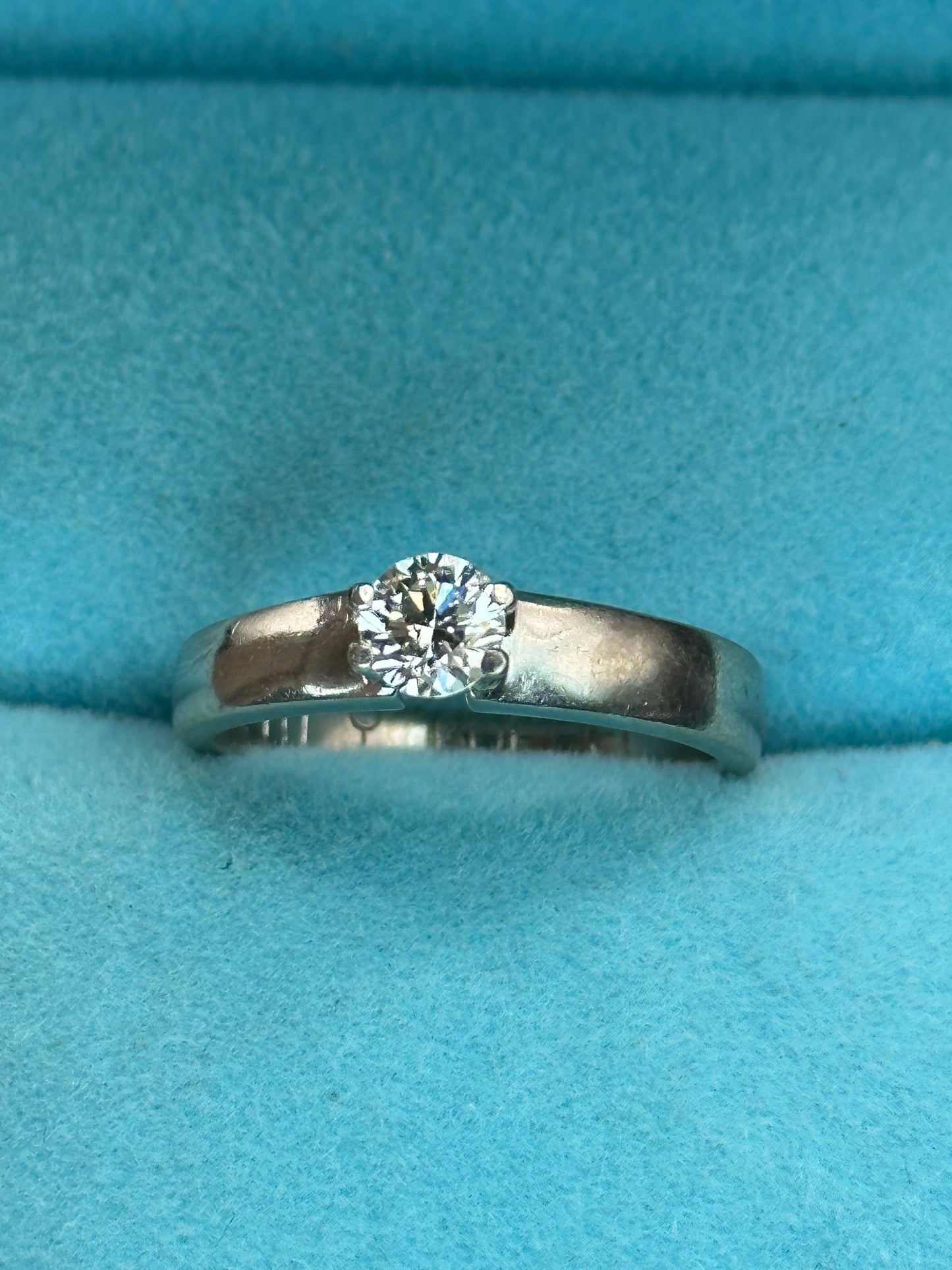 Anillo solitario .34 cts